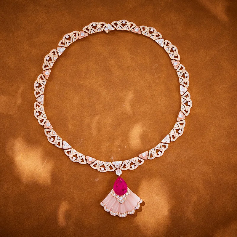 Fan Necklace Champange-plated pink White Zircon High-end Women's Fan Shaped Evening Dress Necklace Princess Dress Chain
