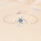 925 Sterling Silver Lucky Clover Niche Design Bracelet Simple Korean Version 1 Carat Moissanite Fine Craftsmanship Texture
