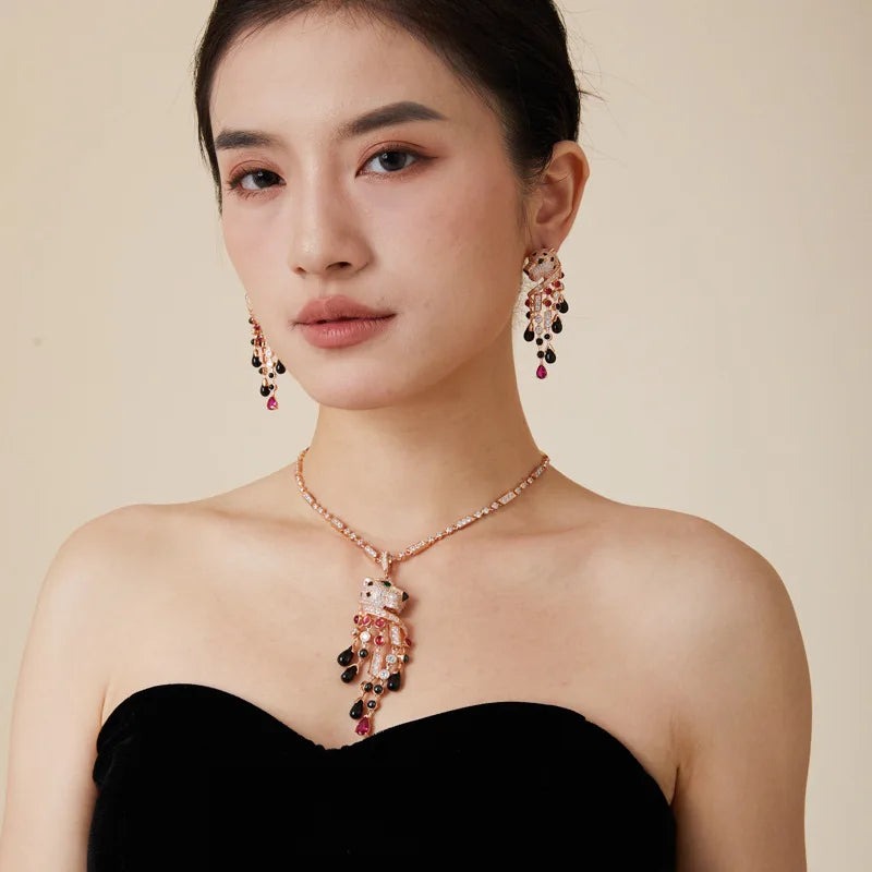 Women's Versatile Trendy Jewelry with Personalized Leopard Design Black Enamel on Brass Champagne & Rhodium Plated Sweater Chain