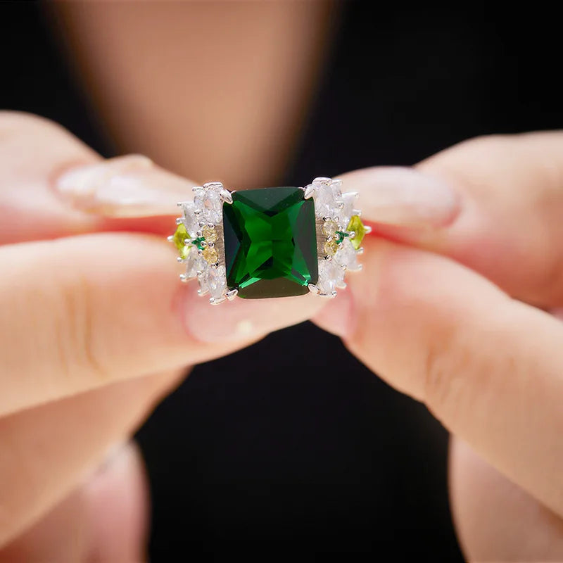 Hot Selling Exquisite Silver Plated Zirconia Diamond Rings Fashion Adjustable Rings Vintage Classic Emerald Rings