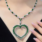 18K Gold-Plated Heart-Shaped Pendant Necklace Trendy Zircon Inlay Versatile Autumn Accessory for Parties Made of Brass