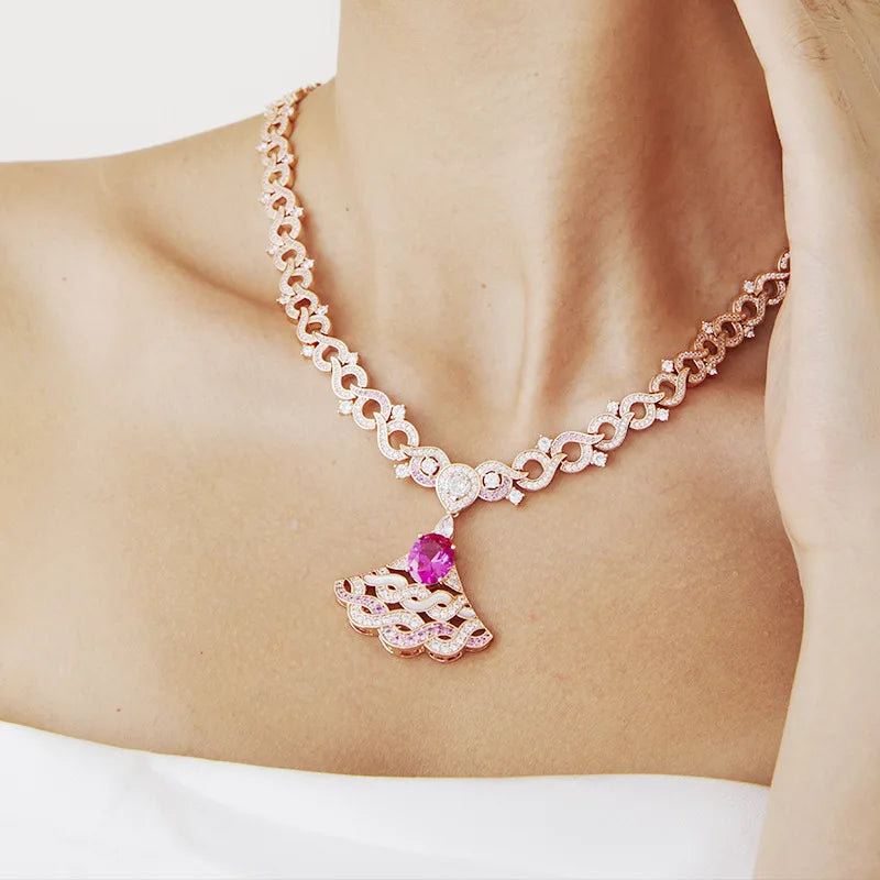 Champagne Plated Pink Fan Pendant Necklace Exquisite Fashionable Necklace for Wedding Party Charming Bride Girlfriend Gift