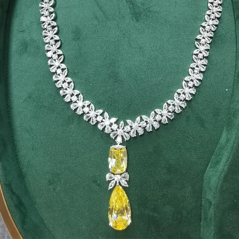 Luxury French Pearl Studded Teardrop Necklace for Women Trendy Collarbone Chain Diamond Necklace for Wedding or Evening Dress