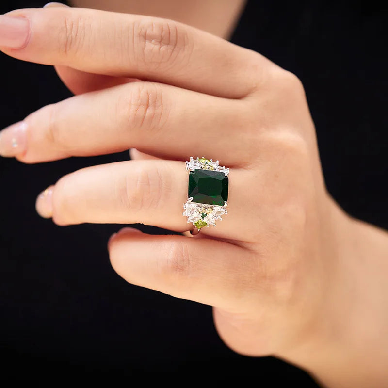 Hot Selling Exquisite Silver Plated Zirconia Diamond Rings Fashion Adjustable Rings Vintage Classic Emerald Rings