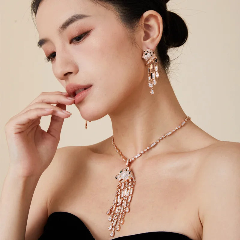 18K Gold-Plated Exquisite Pendant Necklace Zircon Heavy Industry Enamel Leopard Print Tassel Men's Women's Luxury Sweater Chain