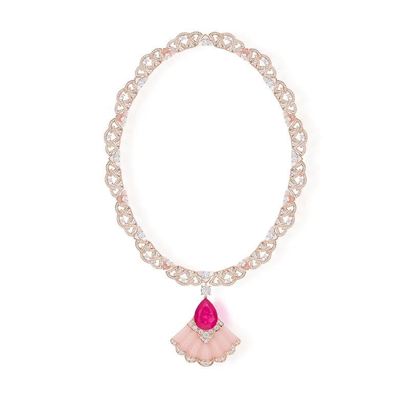 Champagne Plated Pink Fan Pendant Necklace Exquisite Fashionable Necklace for Wedding Party Charming Bride Girlfriend Gift